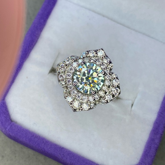 Blooming Flower Moissanite Diamond Engagement Ring - Picture 5 of 17